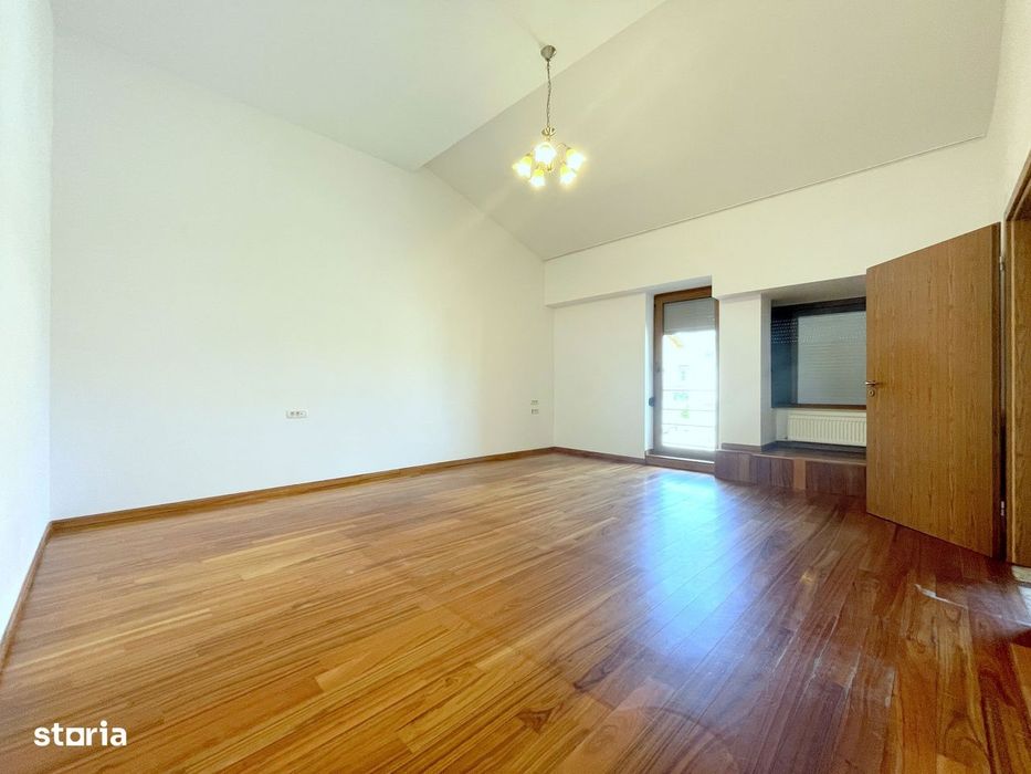 Casa spatioasa de inchiriat | 240 mp utili | Garaj | Zona VOX Technolo