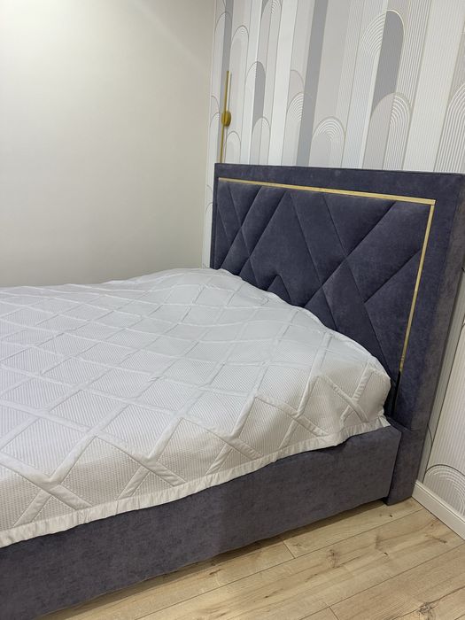 Продам кровать 180x200