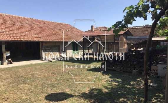 Продава се Къща в с. Ресен, Област Велико Търново - 170 кв.м за 571 €/кв.м - Снимка #16