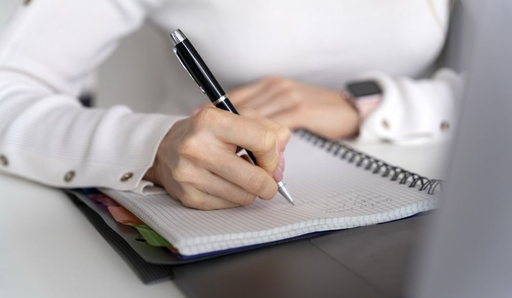 Пишу переписываю конспекты быстро