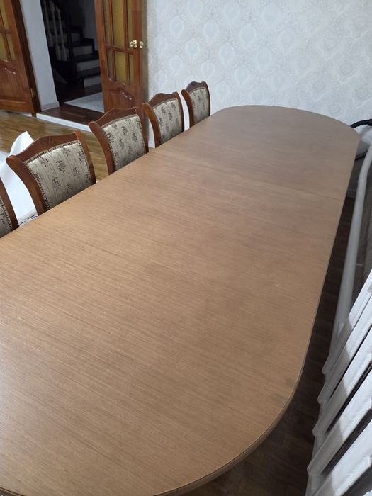 Продам стол со стульями