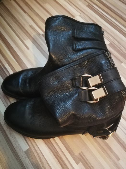 Ghetuțe piele naturală Benvenuti