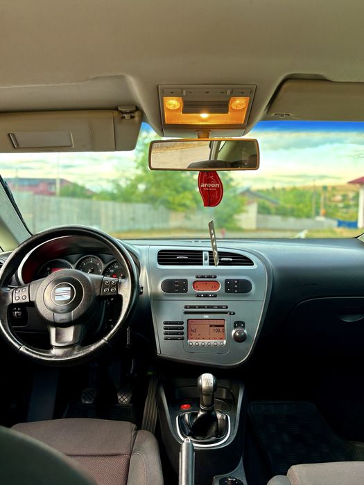 Vand seat leon.