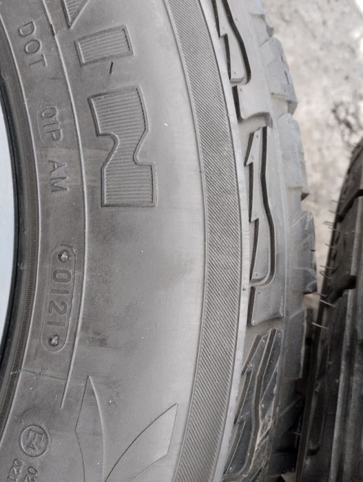 Резина на Прадо всесезонка