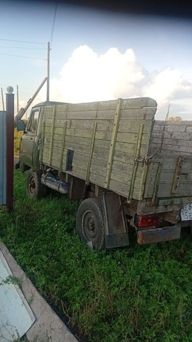 Продам уаз бортовой