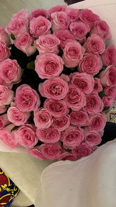 Все пышные три букета