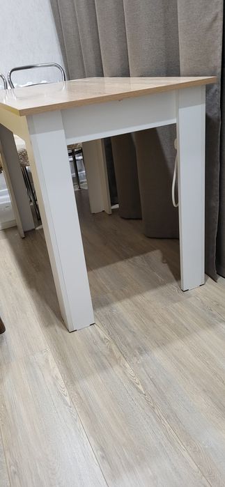 Стол  кухонный продам