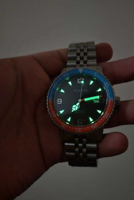 Automatic watch Heritor