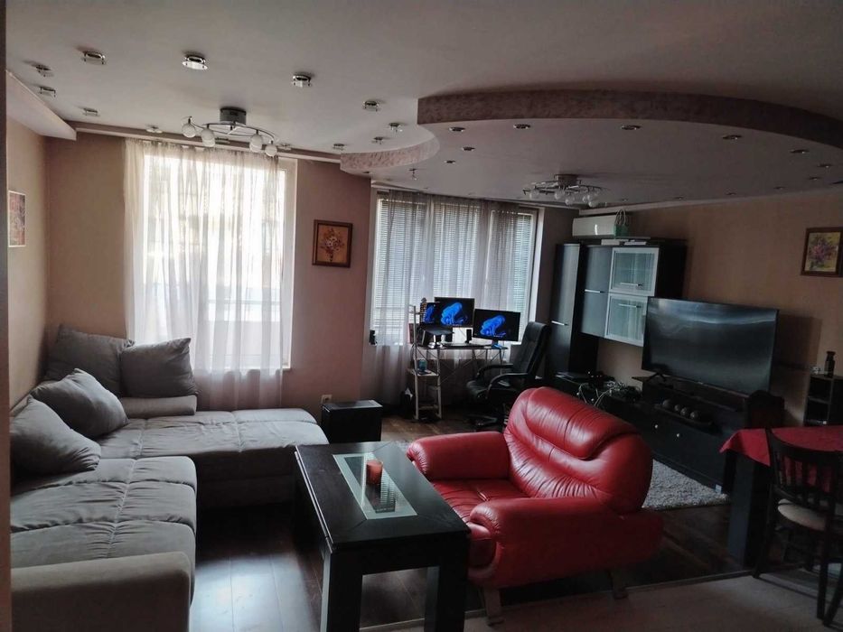 Продава се Двустаен апартамент в София, Лозенец - 73 кв.м за 1956 €/кв.м - Снимка #5