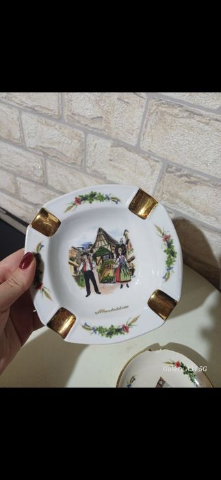 Порцеланови пепелници