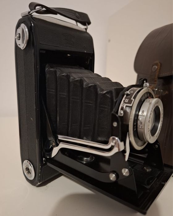 Cameră foto vintage Zeiss Ikon Nettar 515/2