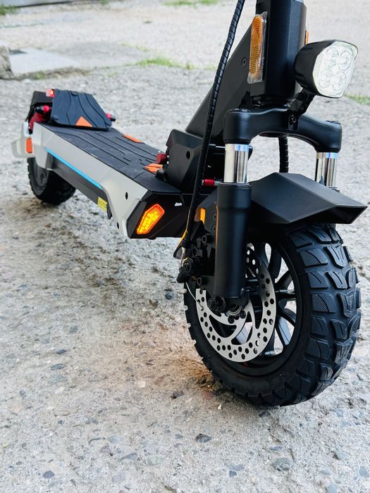 НОВО! KuKirin M4 Max 45км/ч Електрическа Тротинетка Скутер 800W 48V/18