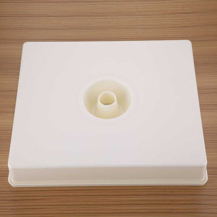 Пчелна поилка голяма за кошери с пчели пити с мед автоматична