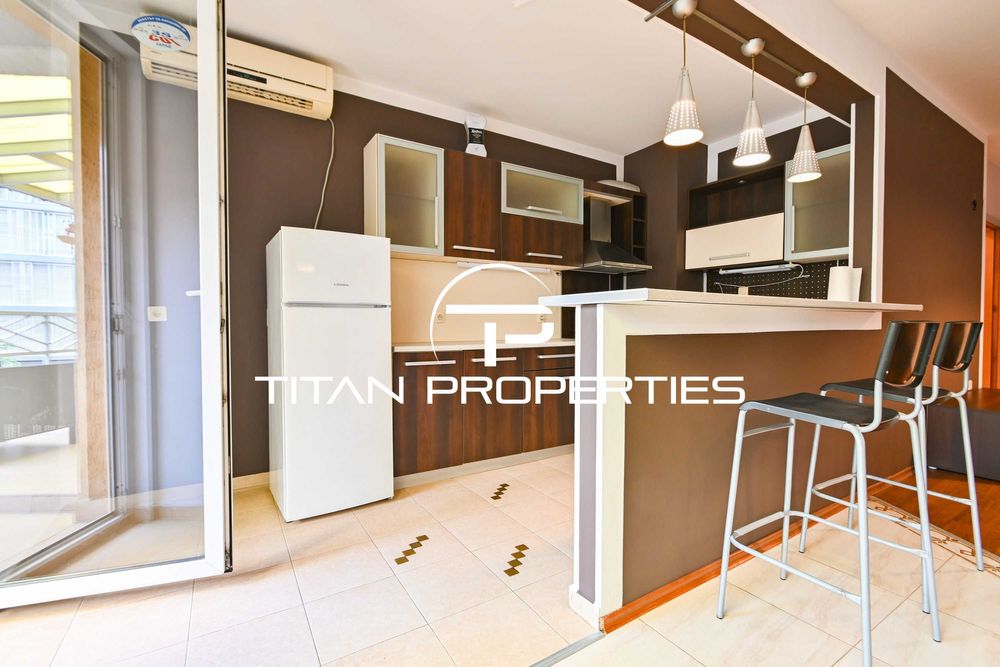 Дава се под наем Тристаен апартамент в София, Гоце Делчев - 115 кв.м за 850 € - Снимка #2