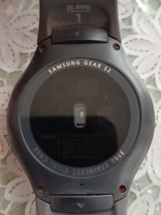 часы Samsung gear s2