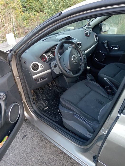 Vând Renault Clio benzină+gpl