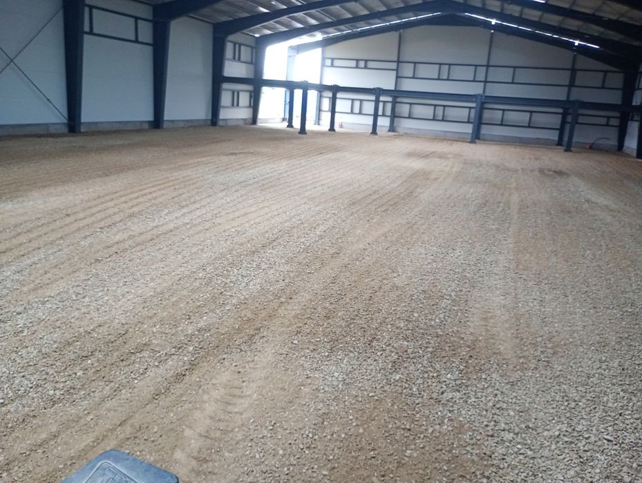 Buldoexcavator de Închiriat .