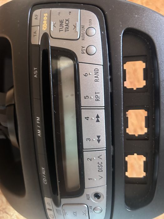 Radio/cd/gps Toyota aygo 2013 original