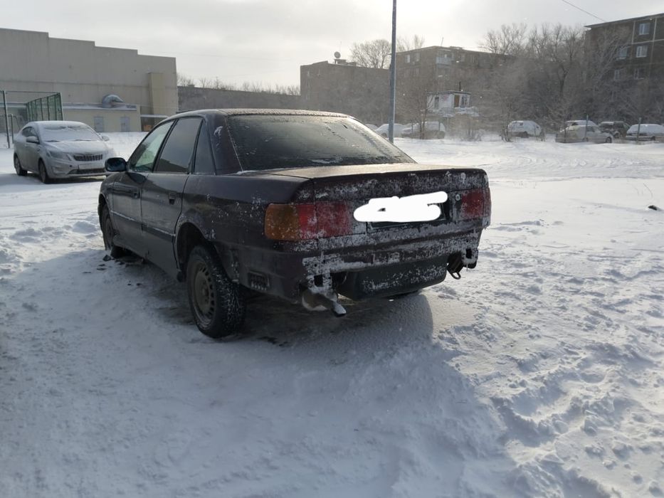 Продам машину  Audi
