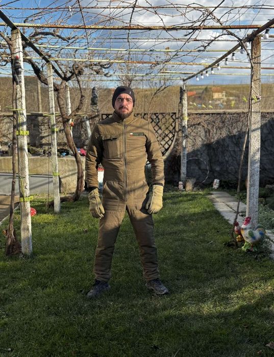 Качествени зимни гащеризони – комфорт и защита