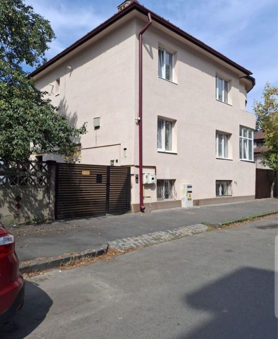 Garsoniera de inchiriat