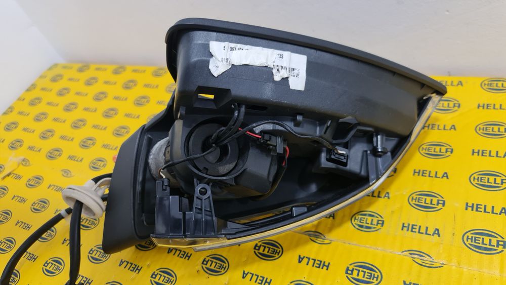 Brat oglinda stanga Seat Ateca 9 fire camera video