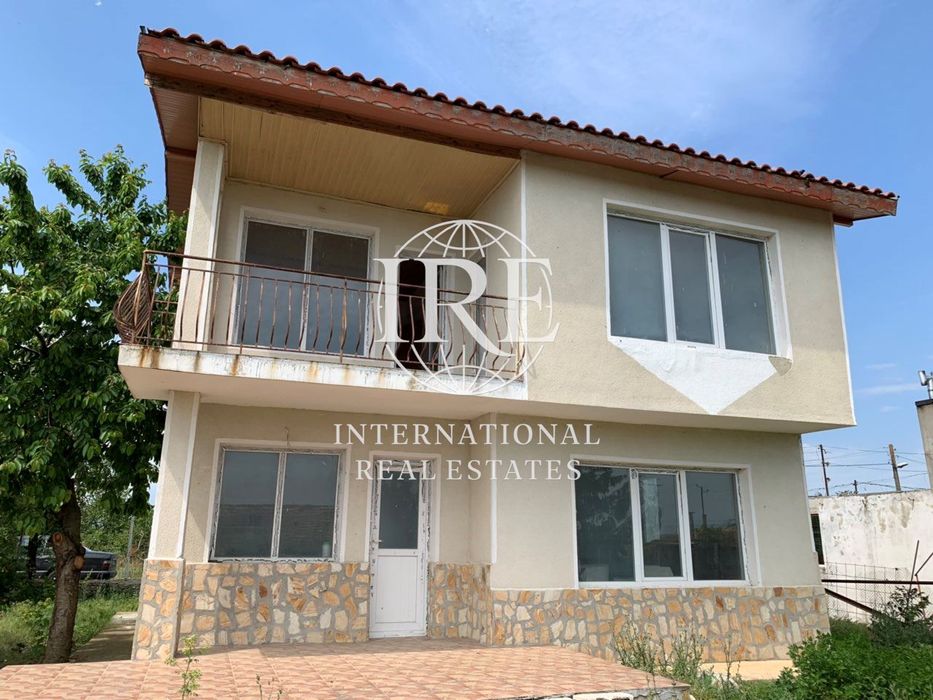 Продава се Къща в с. Топола, Област Добрич - 115 кв.м за 774 €/кв.м - Снимка #1