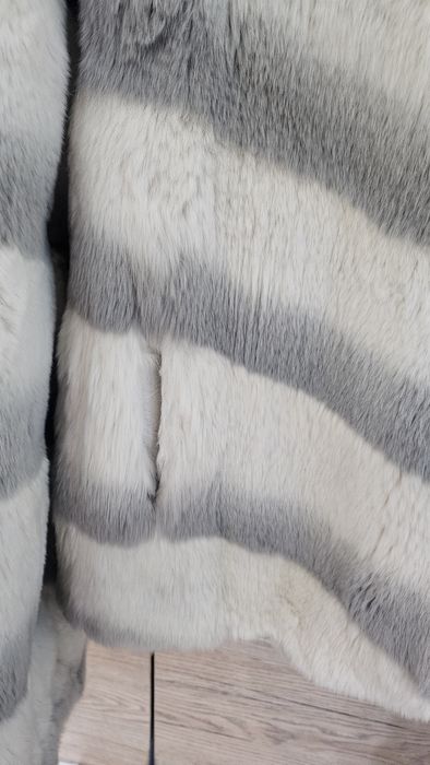 Шубка кролик рекс с капюшоном