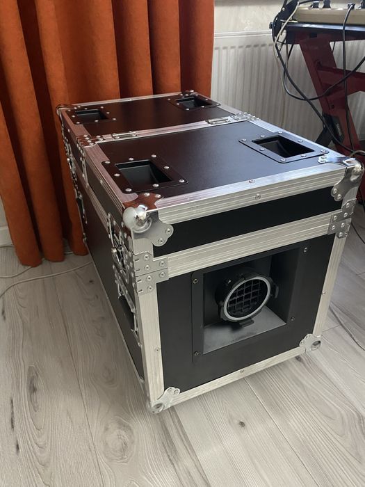 Тяжелый дым аппарат