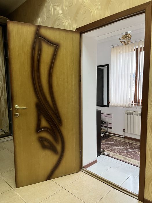 Продам двери межкомнатные