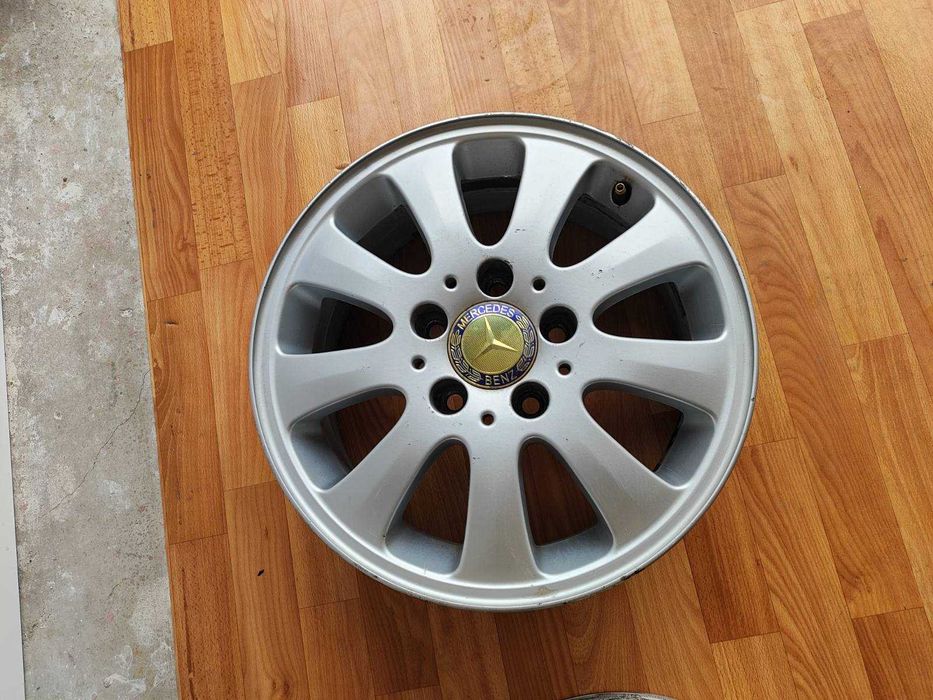 Оригинални алуминиеви джанти Mercedes-Benz 15" (5x112 / 6Jx15 ET44)