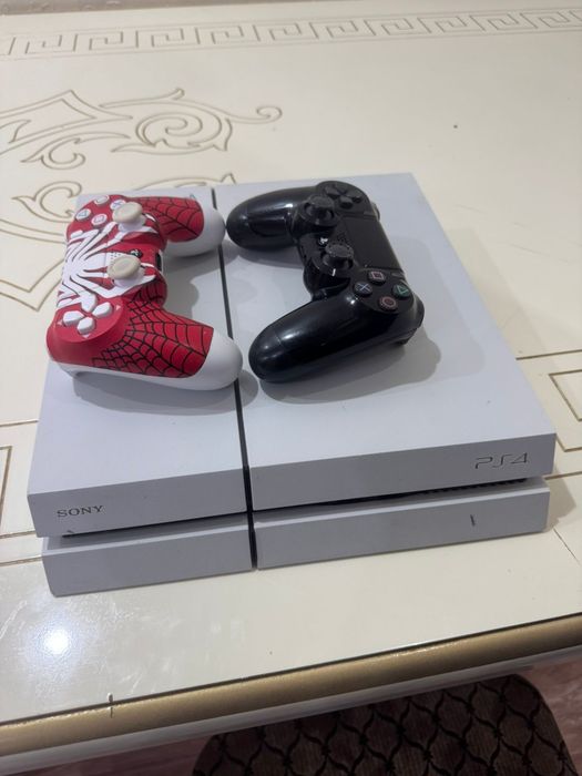 Playstation 4 Fat 500  gb