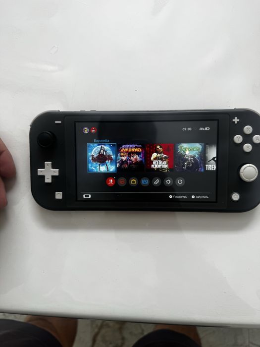 Продам Нинтендо Свитч Лайт