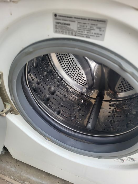 Холодильник ноуфрост и стиралка