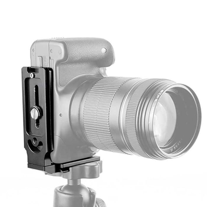 L Bracket Sony A7iii si telecomanda