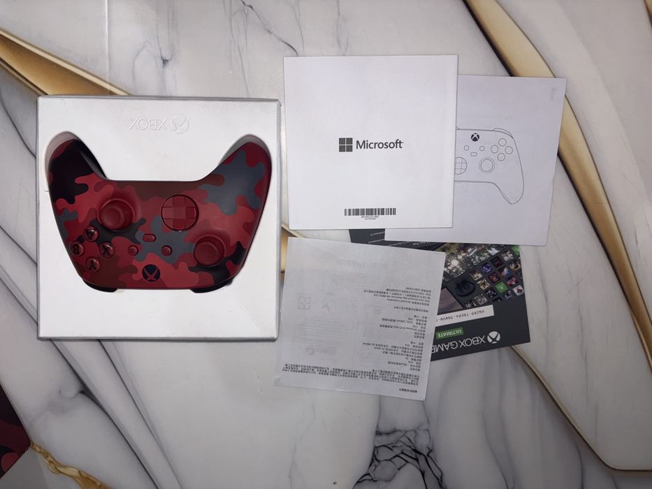 Продам геймпад xbox series xs