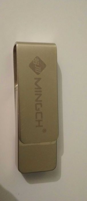 Новая флешка 30 гб