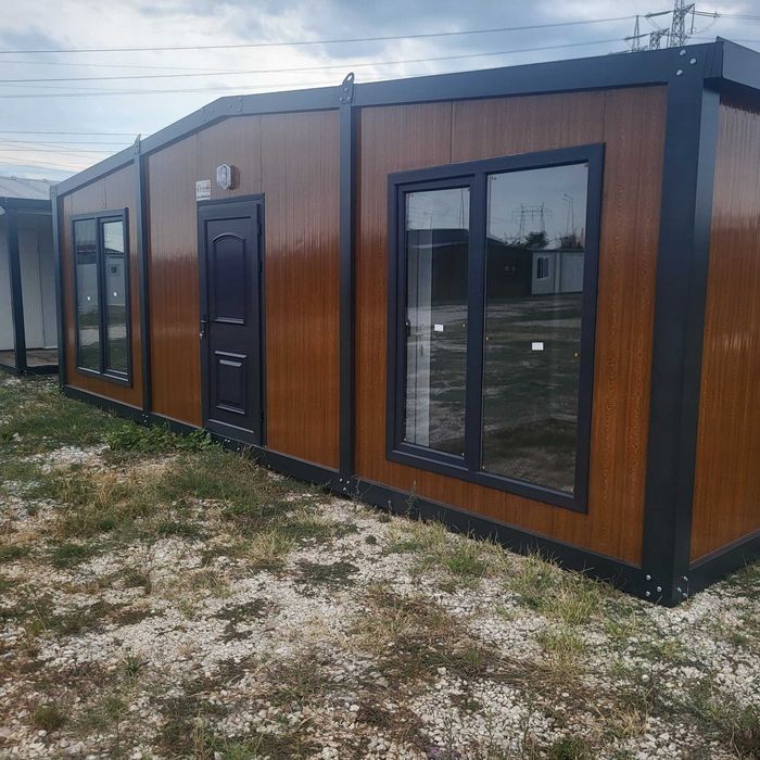 Продавам жилищен контейнер