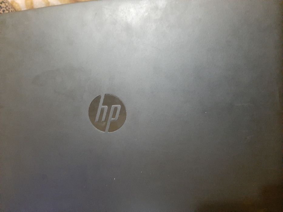 vand laptop HP urgent