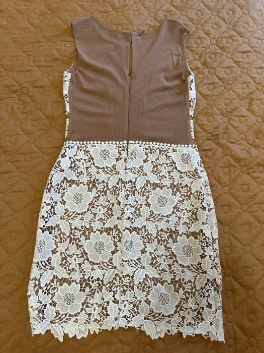 Уникална рокля