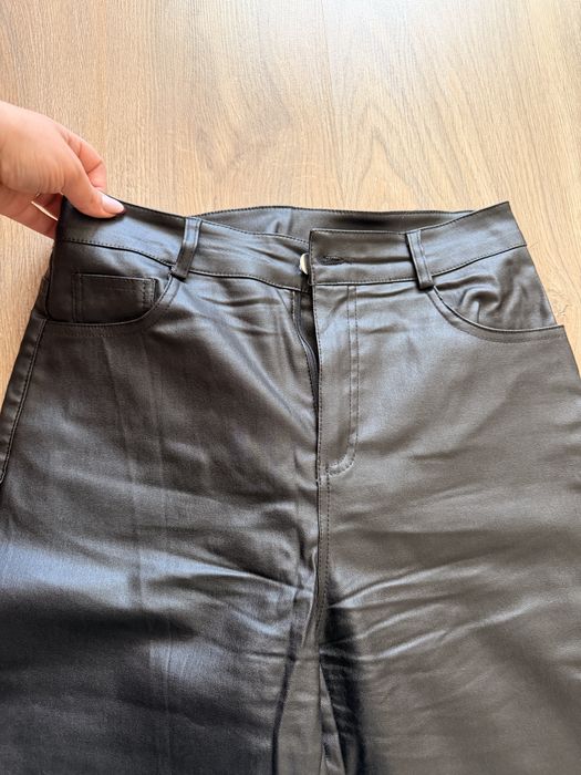 Кожен панталон SHEIN