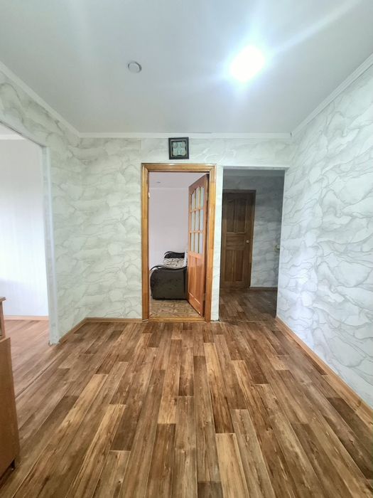 3 ком кв Жигули 4/5, 70 м²
