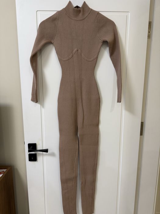 Плетен гащеризон по тялото