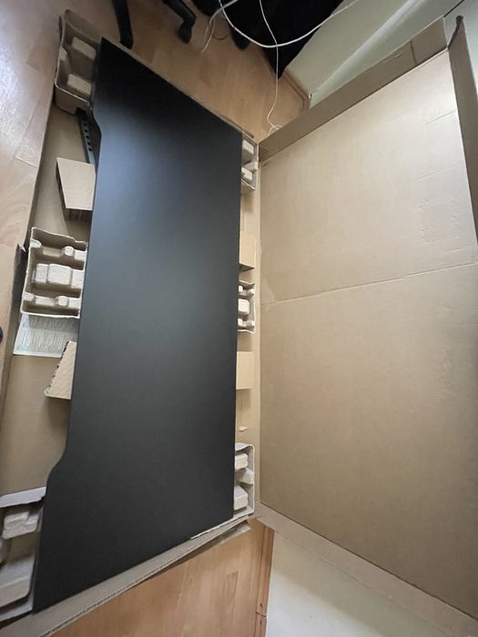 Birou gaming reglabil IKEA UTESPELARE 160x80cm, negru, ca nou