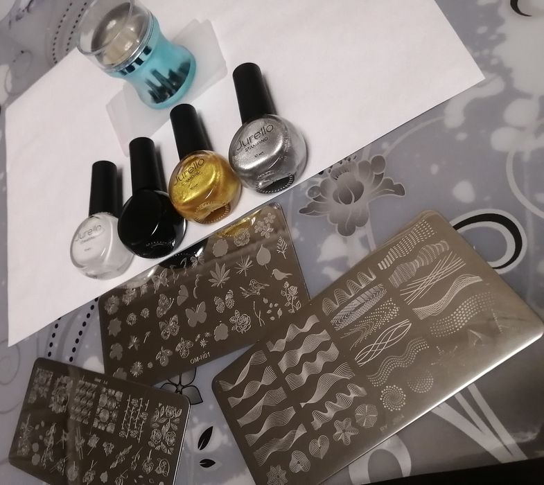 Продам маникюрный набор