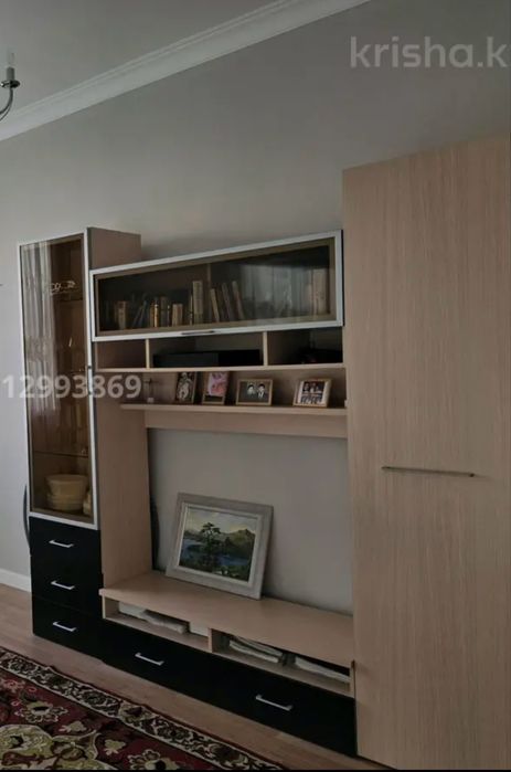 Срочно! Продам современную стенку для гостиной!