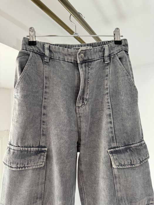 Pantaloni cargo Bershka denim gri