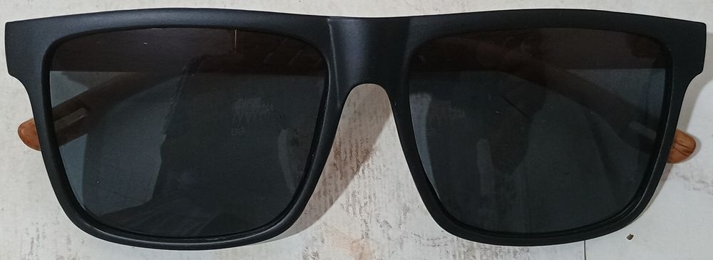 Vând ochelari de soare UV 400