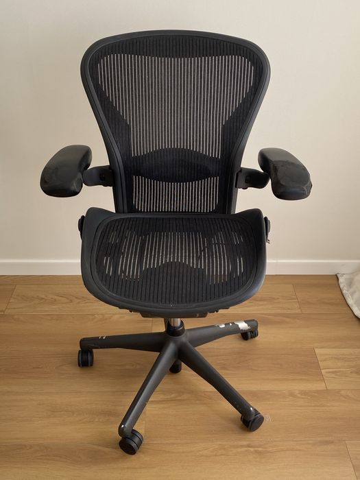 Кресло Herman Miller Aeron Classic / original