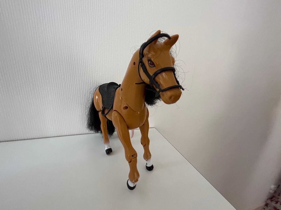 Лошадь игрушечная от бренда Defa Lucy
